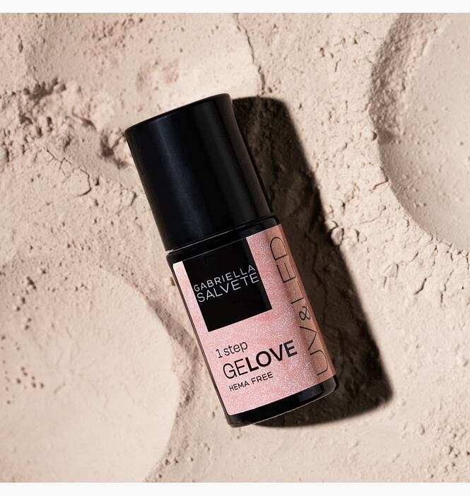 Jednofázový gelový UV/LED lak na nehty v odstínu Full Moon