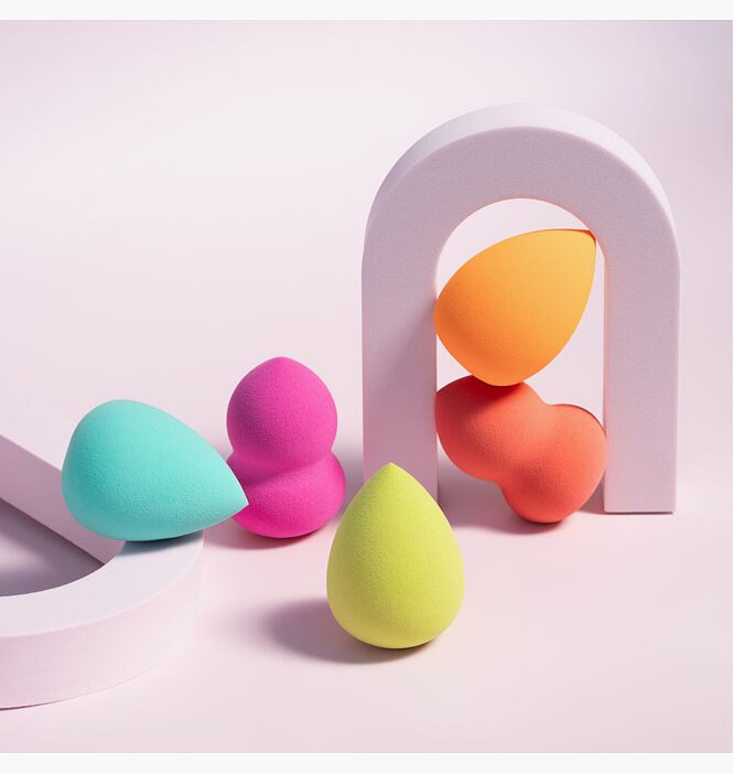 Classy Gab Monster|Houbička na make-up ve tvaru kapky od Gabrielly Salvete