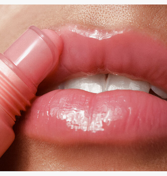 Glosstitude Peptide Lip Gloss 03 Just Peachy