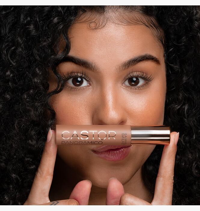 Objem a výživa řas v jednom tahu díky Panoramico Casto od Gabrielly Salvete