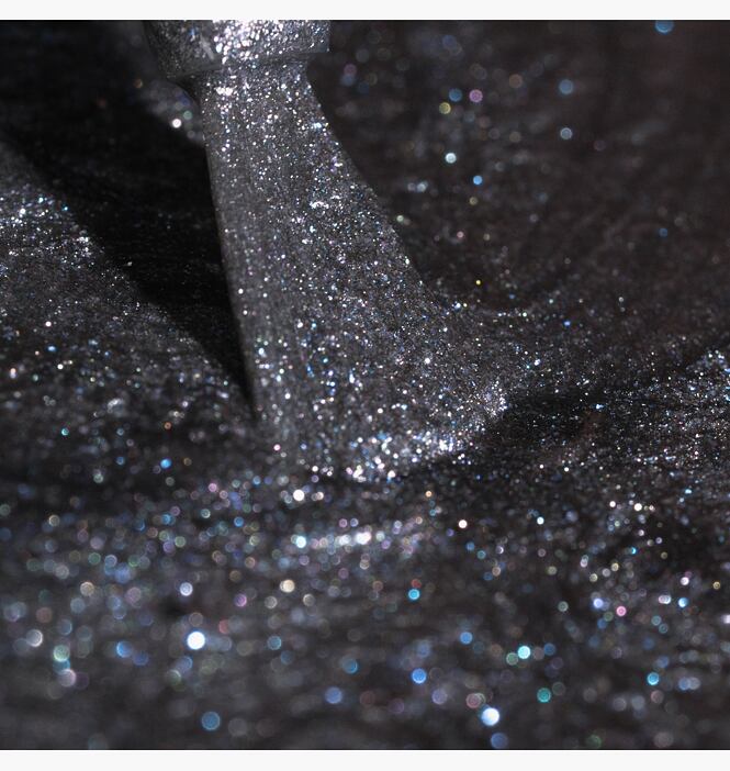 Jednofázový gelový lak GeLove v odstínu Moonlight do UV/LED lampy